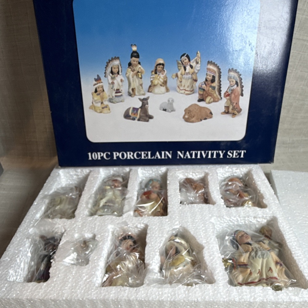 Vintage Native American Porcelain Christmas Nativity 10 Piece Set Multicolor